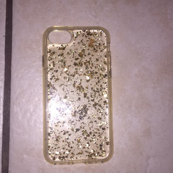 I’m pretty sure it’s for the i phone 7 - Picture 2 of 2